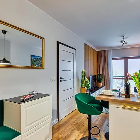 D19 Z Basenem, Sauną, Jacuzzi Park - 5d *