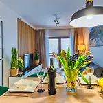 דירה D19 Z Basenem, Sauna, Jacuzzi Park - 5d שצ'קלארסקה פוראובה
