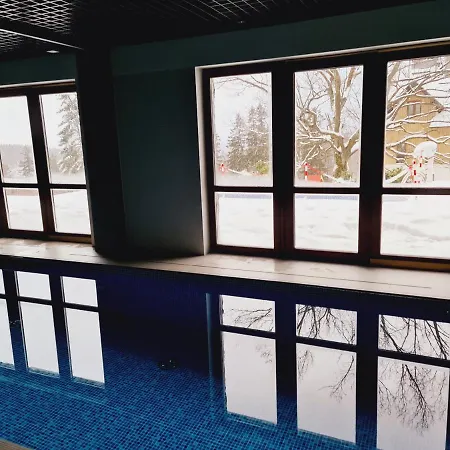 D19 Z Basenem, Sauna, Jacuzzi Park - 5d דירה שצ'קלארסקה פוראובה